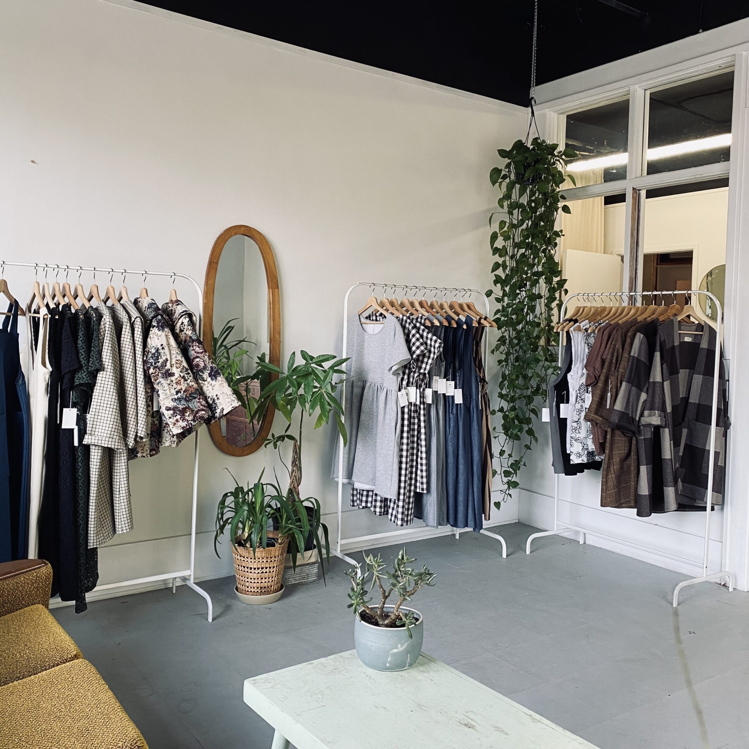 STEPHANIE SMITH CLOTHING – The Exchange District BIZ